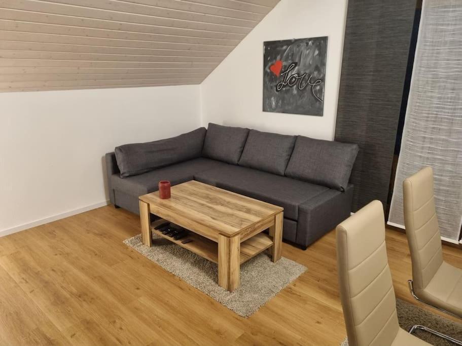 Gemuetliche Wohnung Am Waldrand Thierhaupten Εξωτερικό φωτογραφία